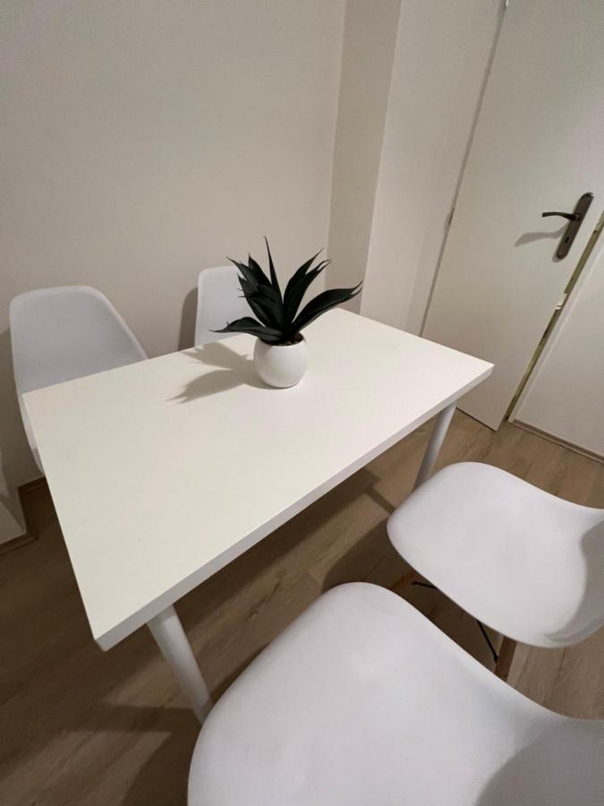Apartmany Soukenicka Praga Esterno foto