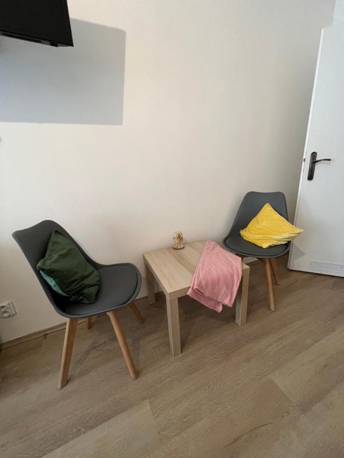 Apartmany Soukenicka Praga Esterno foto